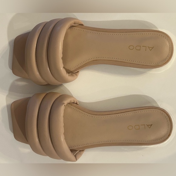 ALDO Goani Slides - Picture 1 of 4